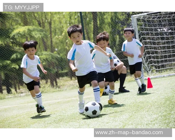 足球弹力的科学解析与技术应用探讨如何提升运动员的表现与竞技水平